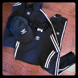 Adidas 4 piece set!